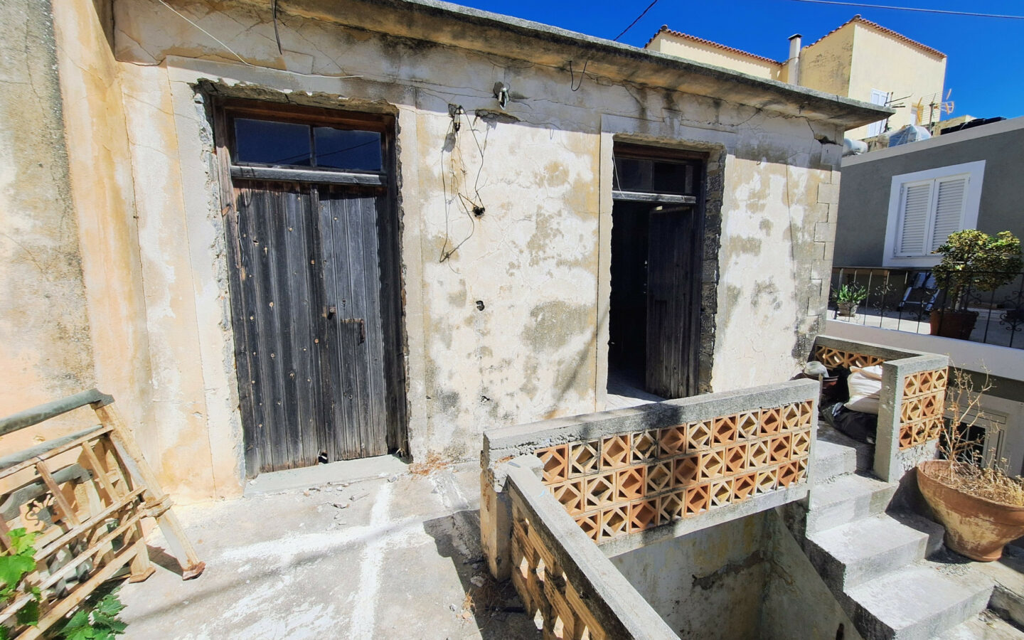 Traditional Two-storey Stone House Of 150 M² In Vrahasi, Lasithi