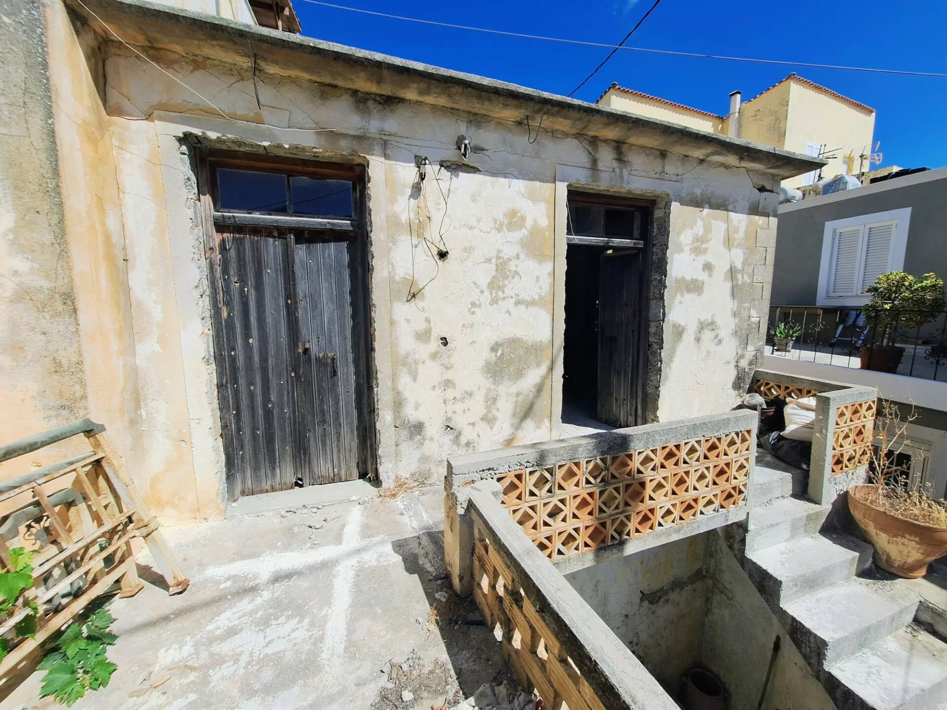 Traditional Two-storey Stone House Of 150 M² In Vrahasi, Lasithi