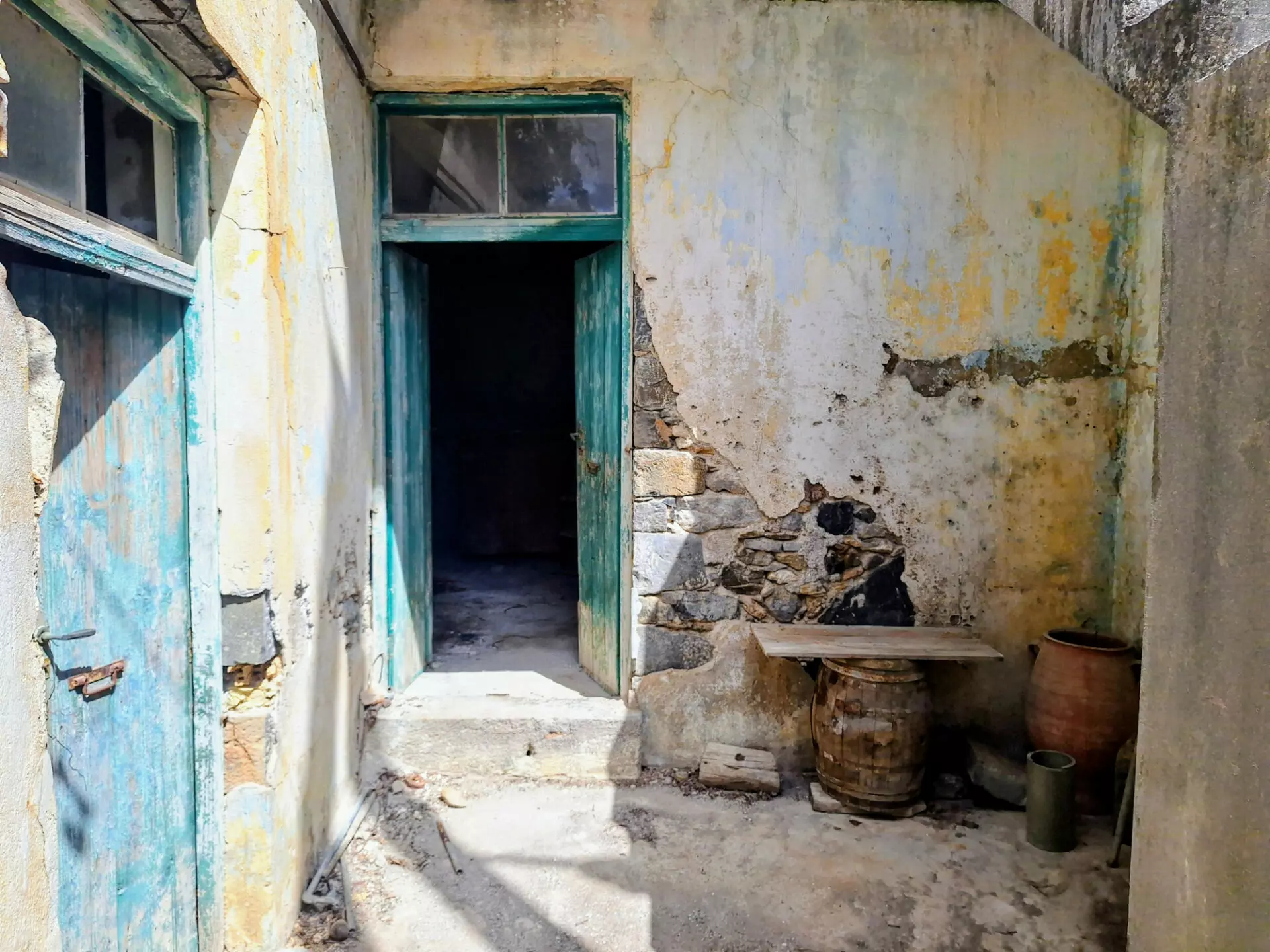 Traditional Two-storey Stone House Of 150 M² In Vrahasi, Lasithi