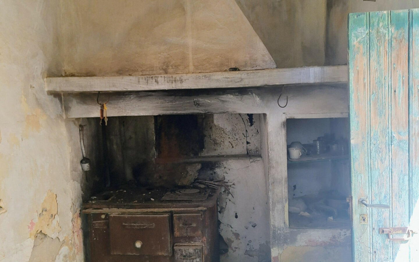 Traditional Two-storey Stone House Of 150 M² In Vrahasi, Lasithi