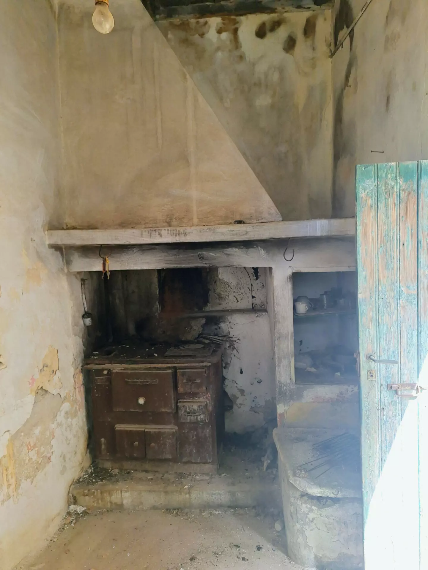 Traditional Two-storey Stone House Of 150 M² In Vrahasi, Lasithi