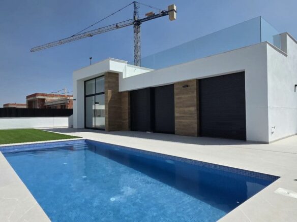 Villa Of 102 M² In Alhama De Murcia, Spain