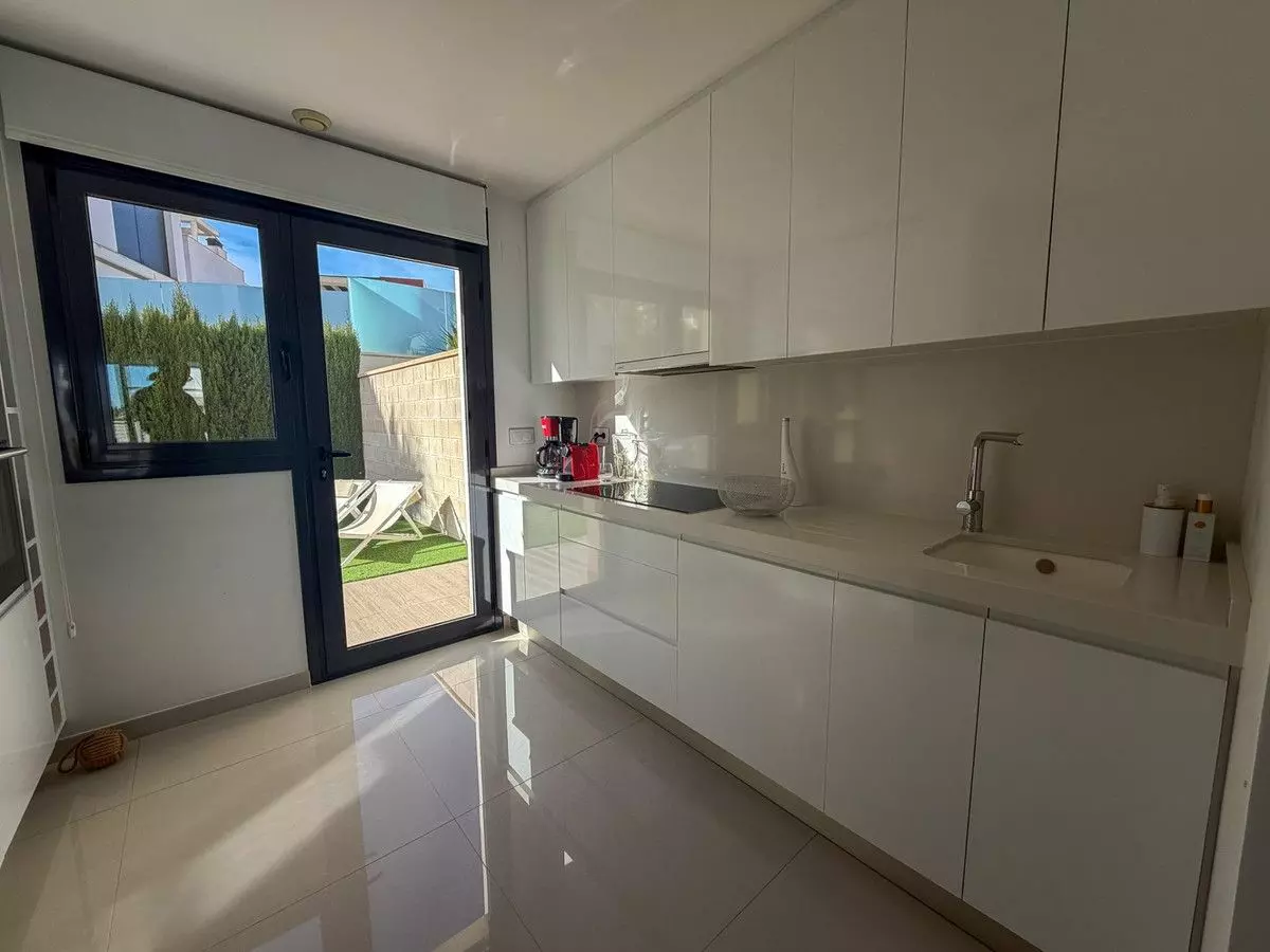 Villa 165 M² In San Miguel De Salinas, Spain – Mediter Real Estate
