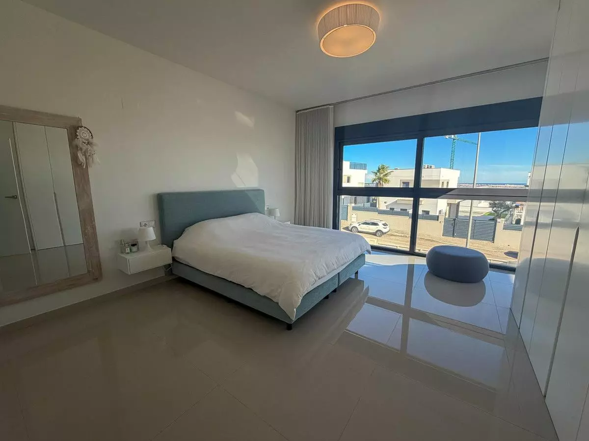 Villa 165 M² In San Miguel De Salinas, Spain – Mediter Real Estate
