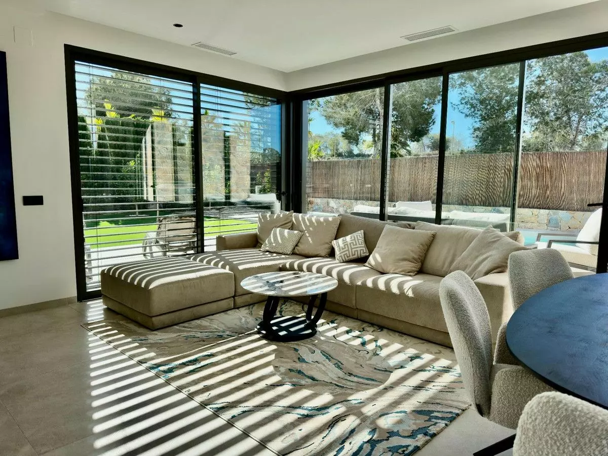 Villa 282 M² In Orihuela, Spain – Mediter Real Estate