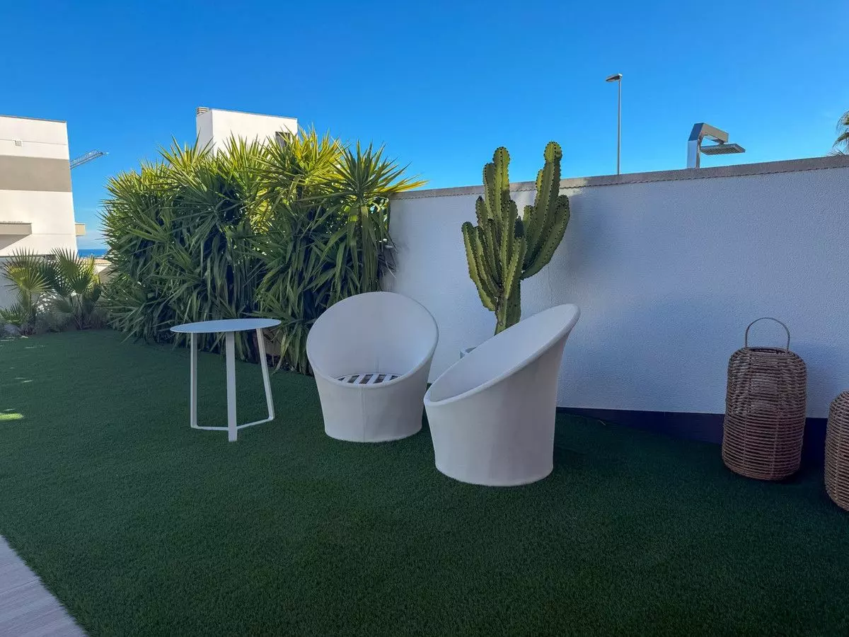 Villa 165 M² In San Miguel De Salinas, Spain – Mediter Real Estate
