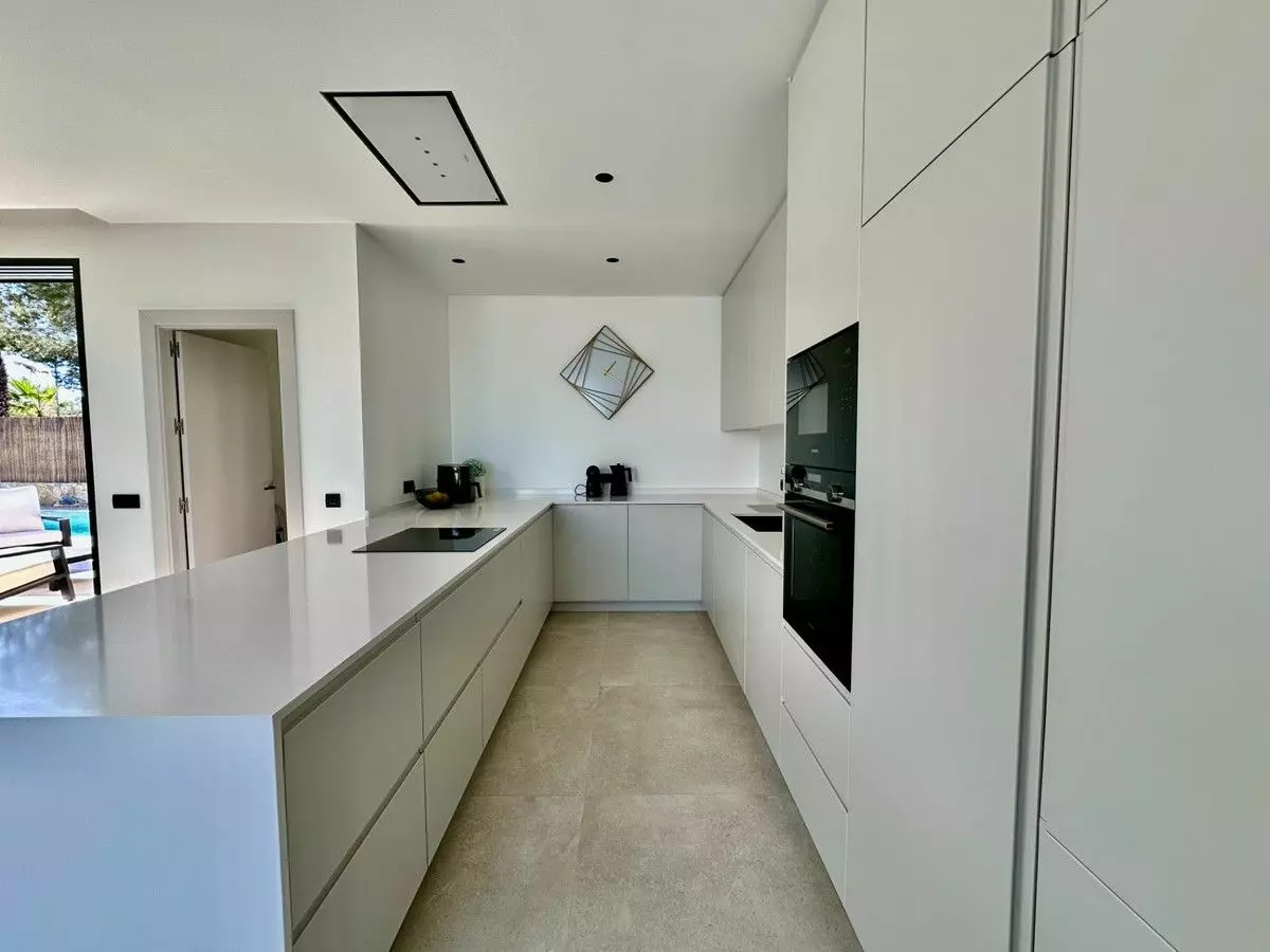 Villa 282 M² In Orihuela, Spain – Mediter Real Estate
