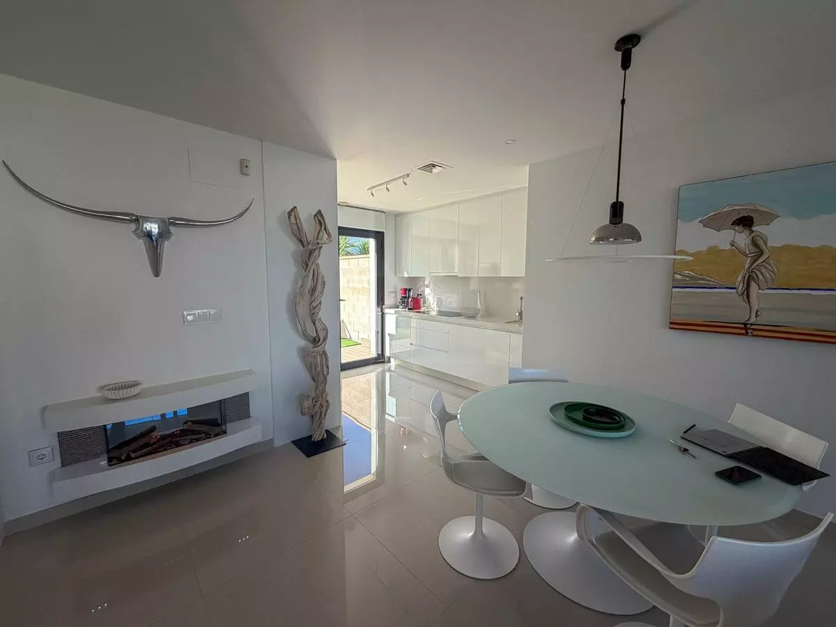Villa 165 M² In San Miguel De Salinas, Spain – Mediter Real Estate