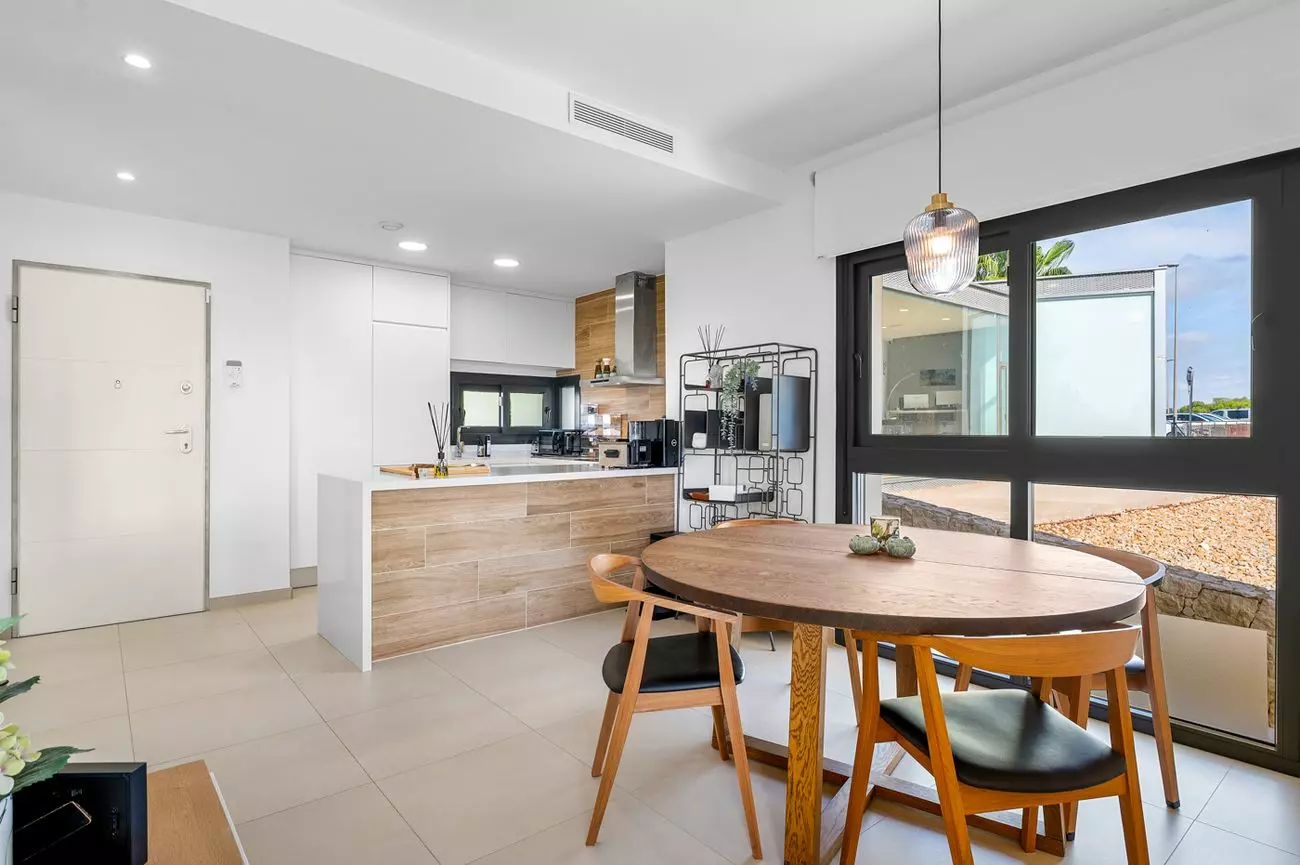 3-bedroom Apartment In Pilar De La Horadada, Spain (95 M²)