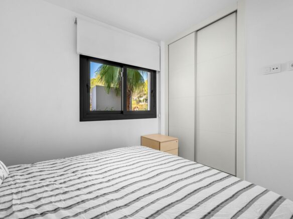 3-bedroom Apartment In Pilar De La Horadada, Spain (95 M²)