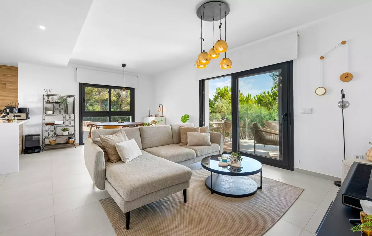 3-bedroom Apartment In Pilar De La Horadada, Spain (95 M²)