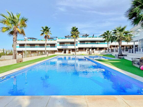 3-bedroom House In Torrevieja, Spain (113 M²)