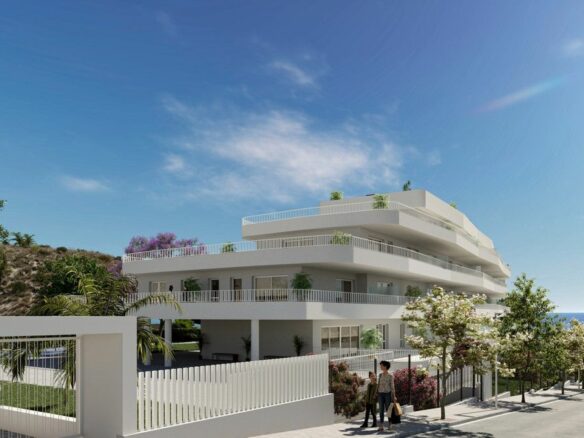 Apartment Of 160 M² With Sea View In Fuengirola, Spain