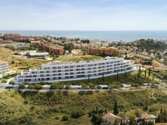 Apartment Of 160 M² With Sea View In Fuengirola, Spain