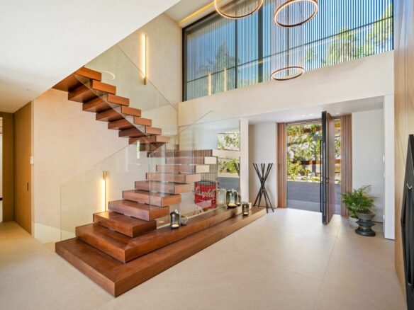 Villa Of 881 M² In Benahavis, Spain