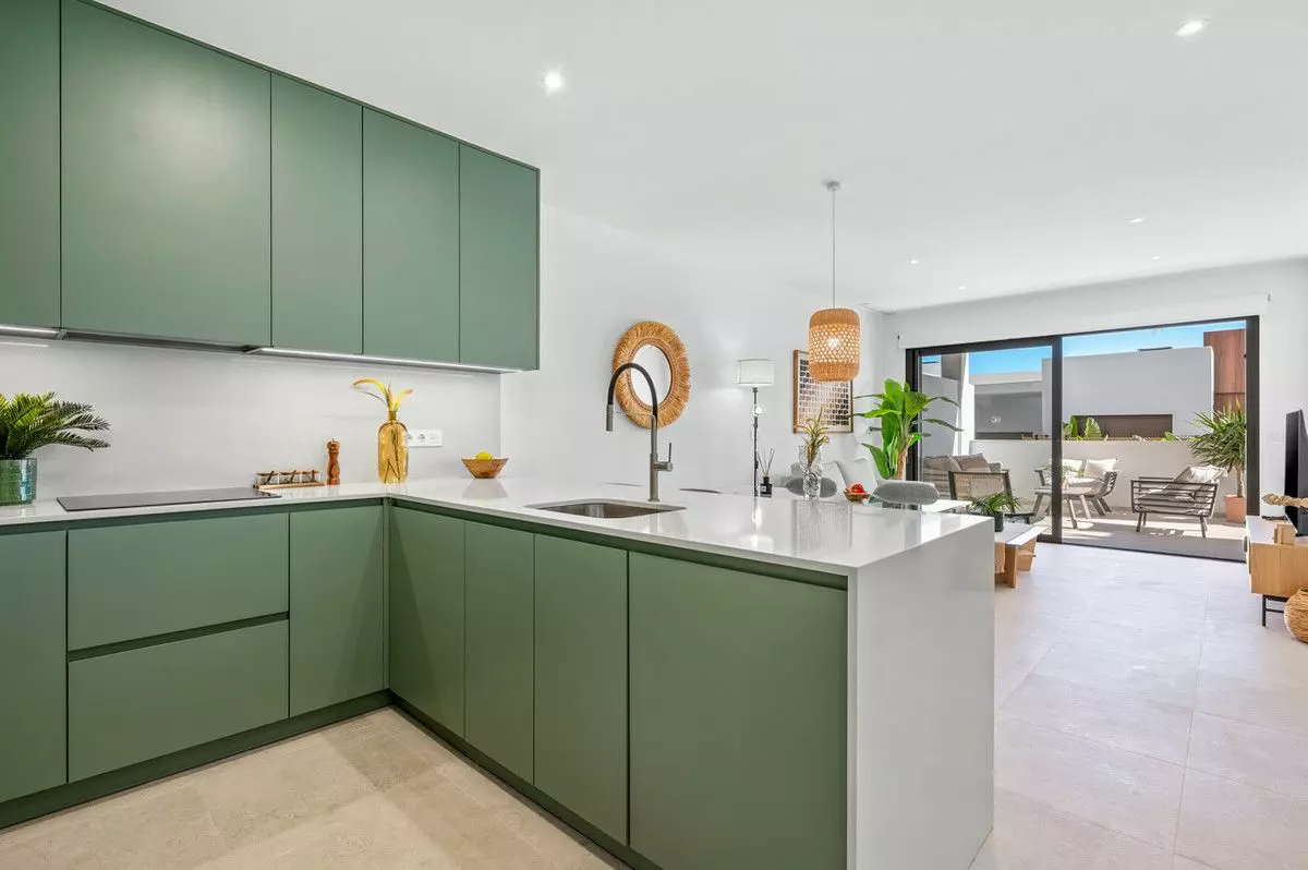 Apartment Of 95 M² In Los Alcázares, Spain