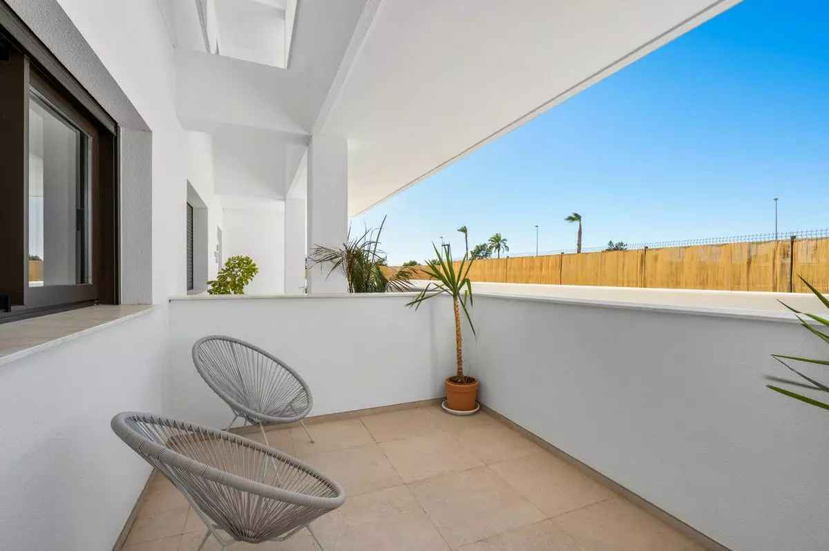 Apartment Of 95 M² In Los Alcázares, Spain