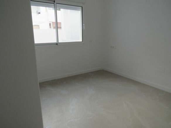 Apartment Of 126 M² With Sea View In Fuengirola