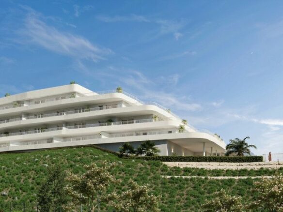 Apartment Of 135 M² In Fuengirola, Spain