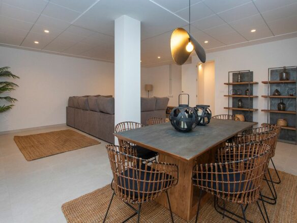 3-bedroom Villa In Hondon De Las Nieves, Spain (228 M²)