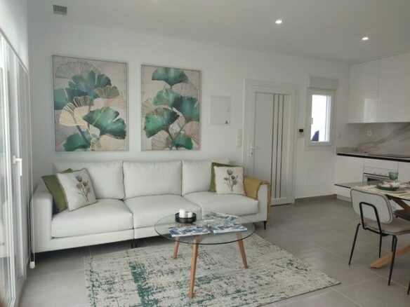 3-bedroom Villa In Torre – Pacheco, Spain (96 M²)