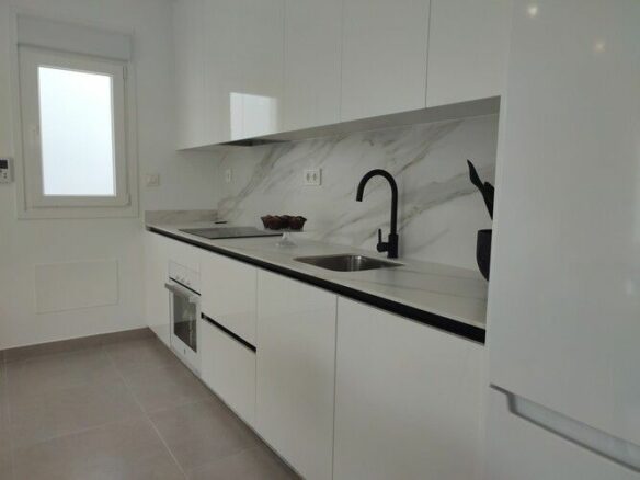 3-bedroom Villa In Torre – Pacheco, Spain (96 M²)