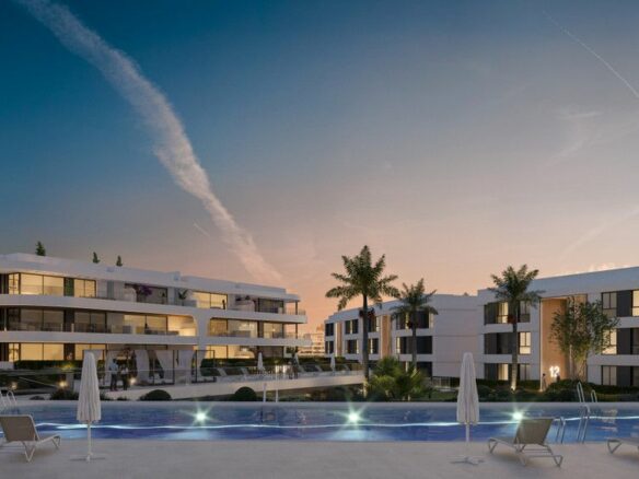Apartment Of 97 M² In Estepona, Spain
