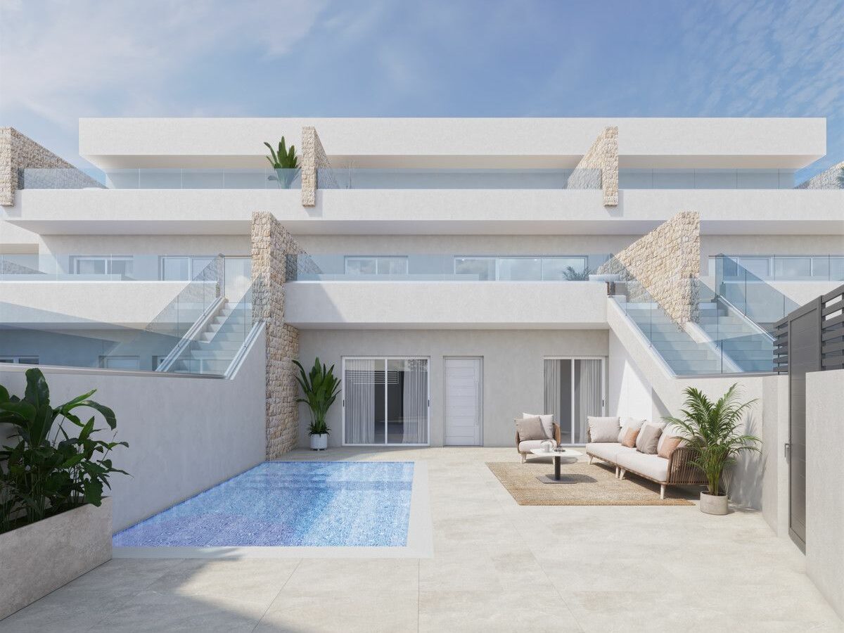 Apartment Of 105 M² In Pilar De La Horadada, Spain