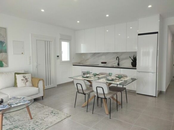 3-bedroom Villa In Torre – Pacheco, Spain (96 M²)