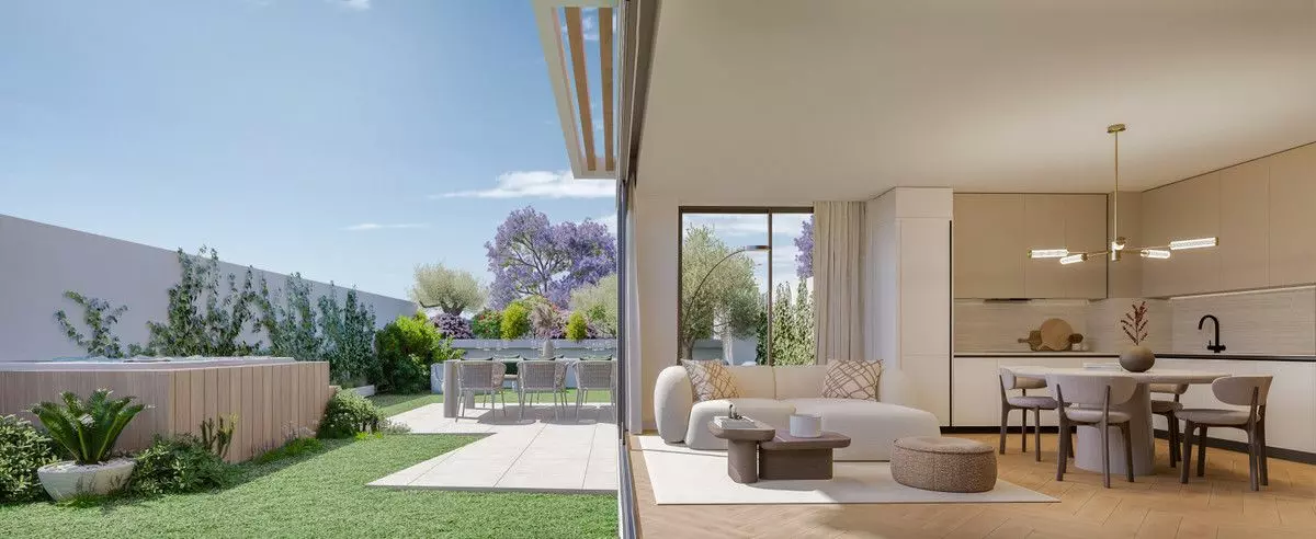 Apartment Of 104 M² With View In Torremolinos, Spain