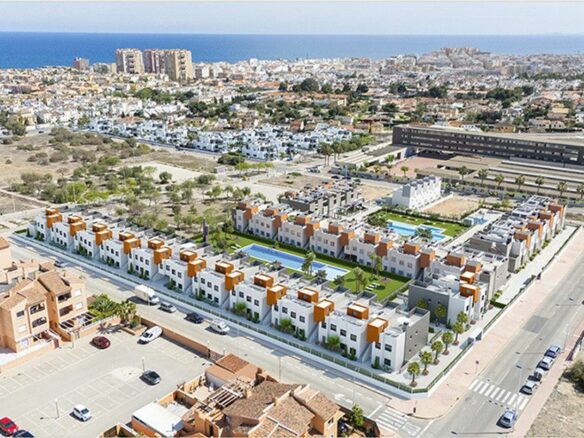 Apartment Of 73 M² In Torrevieja, Spain