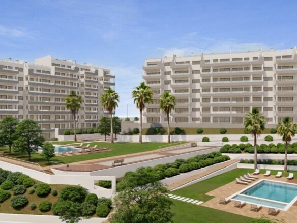 3-bedroom Apartment In San Miguel De Salinas, Spain (98 M²)