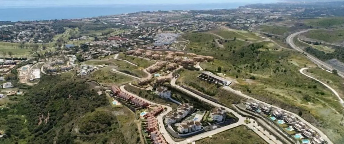 2-bedroom Apartment In Benahavis, Spain (103 M²)