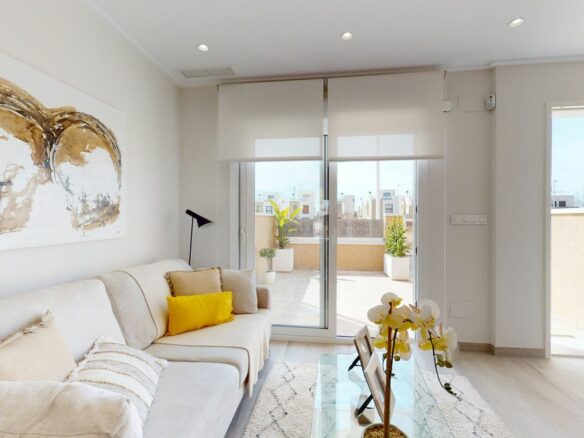 House Of 77 M² In Pilar De La Horadada, Spain