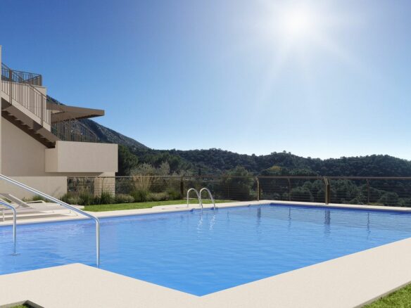 2-bedroom Apartment In Istan, Spain (98 M²)