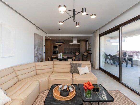2-bedroom Apartment In Istan, Spain (98 M²)