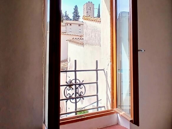 2-bedroom House In Cessenon Sur Orb, France (80 M²)