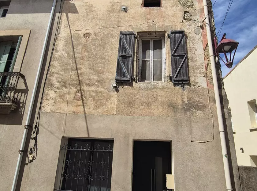 3-bedroom House In Saint Genies De Fontedit, France (100 M²)