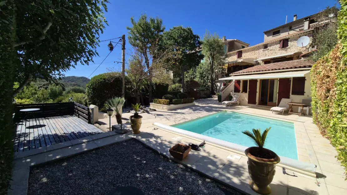 3-bedroom House In Vailhan, France (88 M²)
