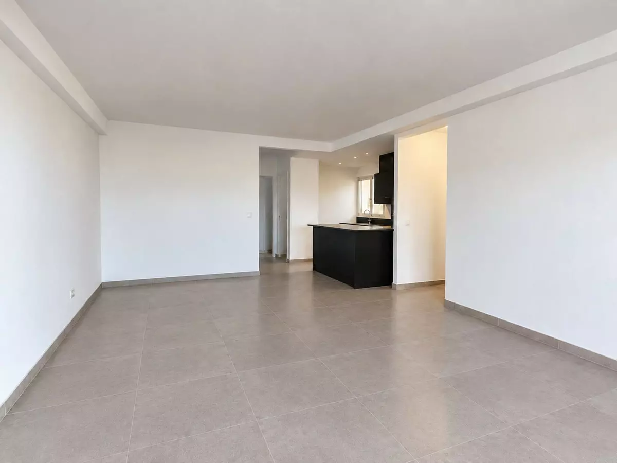 65 M² In Calahonda, Málaga, Spain For Sale