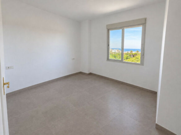 65 M² In Calahonda, Málaga, Spain For Sale