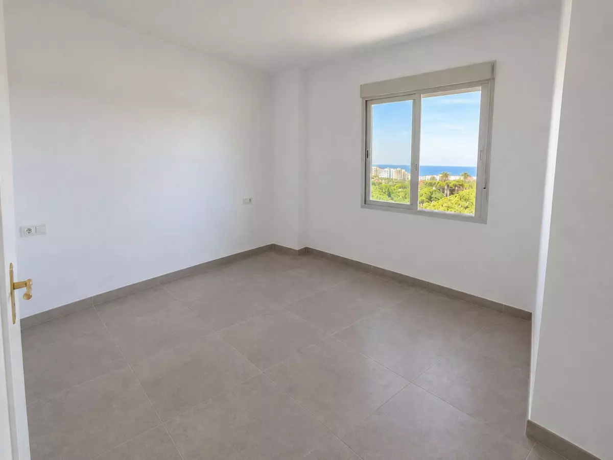 65 M² In Calahonda, Málaga, Spain For Sale