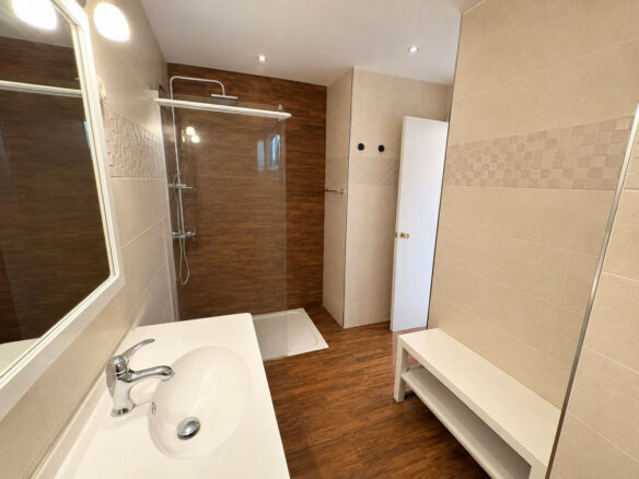 65 M² In Calahonda, Málaga, Spain For Sale