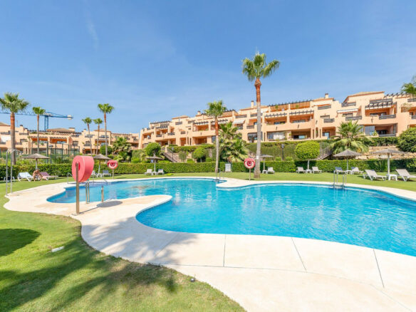 2-bedroom Property In Doña Julia, Spain (104 M²)