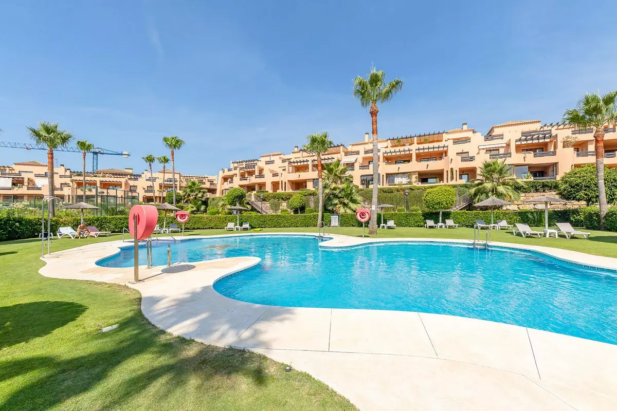 2-bedroom Property In Doña Julia, Spain (104 M²)