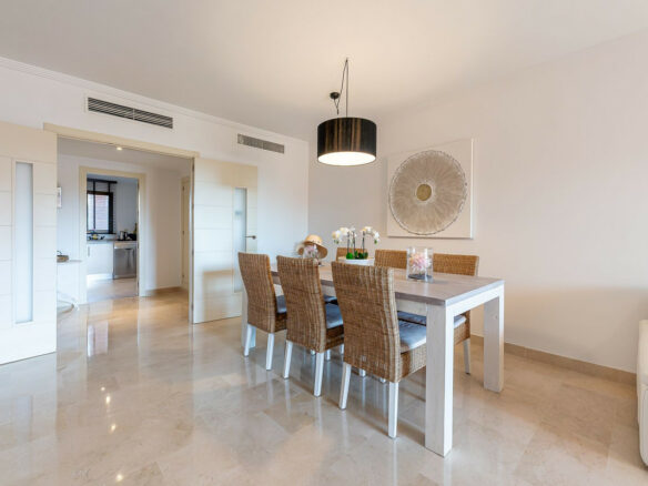 2-bedroom Property In Doña Julia, Spain (104 M²)