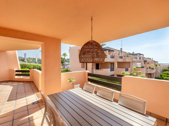 2-bedroom Property In Doña Julia, Spain (104 M²)