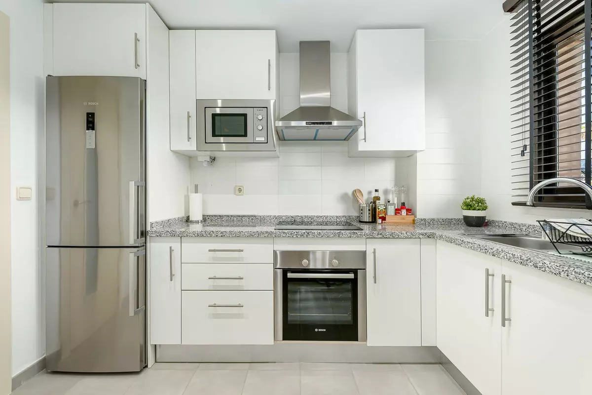 2-bedroom Property In Doña Julia, Spain (104 M²)