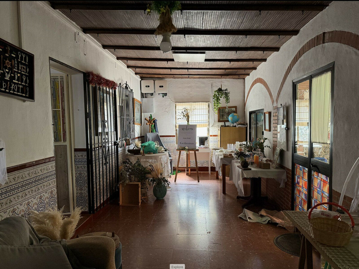 6-bedroom Property In Estepona, Spain (325 M²)