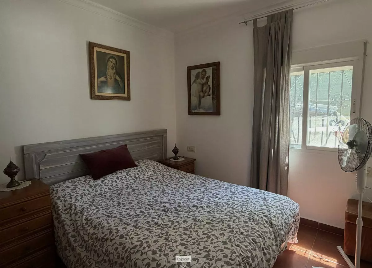 6-bedroom Property In Estepona, Spain (325 M²)